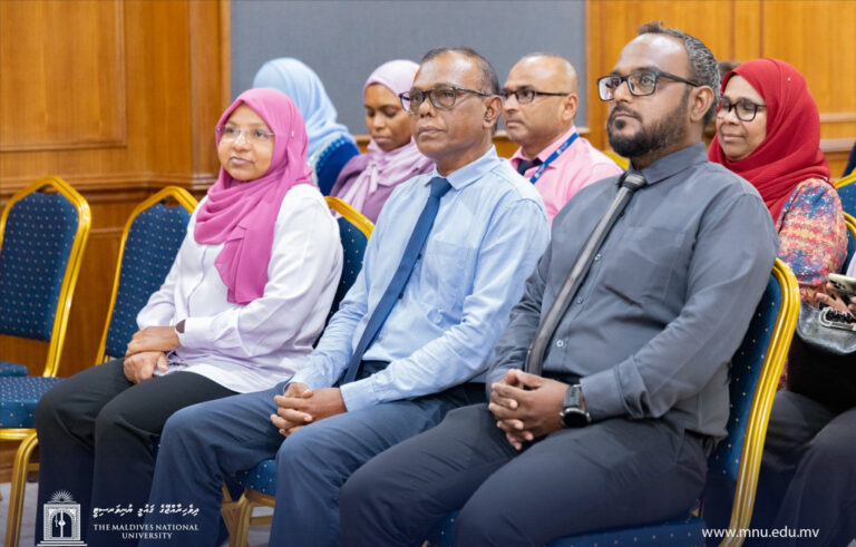 ހިިމަބިހި ވެކްސިން ޖެހުމުގެ ޕްރޮގްރާމެއް އެމްއެންޔޫއިން ފަށައިފި