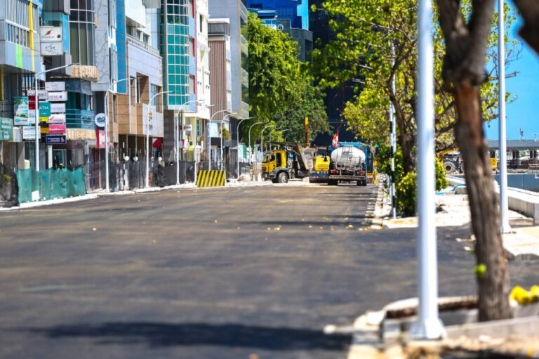 ހެންވޭރު ފެރީ ޓާމިނަލުން ފެށިގެން ޚާރިޖީ ވުޒާރާއާ ހަމައަށް ތާރުއަޅައިފި