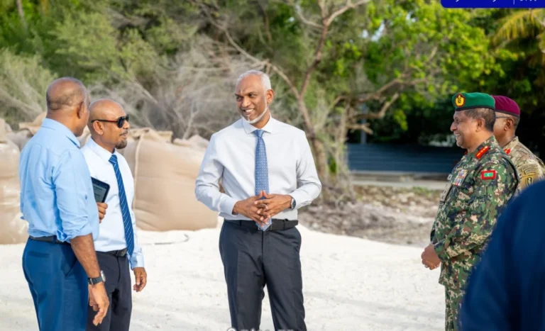 ގިރިފުށީ ބިން ހިއްކުމުގެ މަޝްރޫޢުގެ މަސައްކަތުގެ ރައީސް ބައްލަވާލައްވައިފި