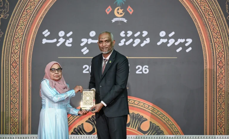ދައުލަތަށް ދިގު މުއްދަތަކަށް ހިދުމަތް ކުރެއްވި 66 ބޭފުޅަކަށް އައްޑަނަ ހަވާލުކުރައްވައިފި