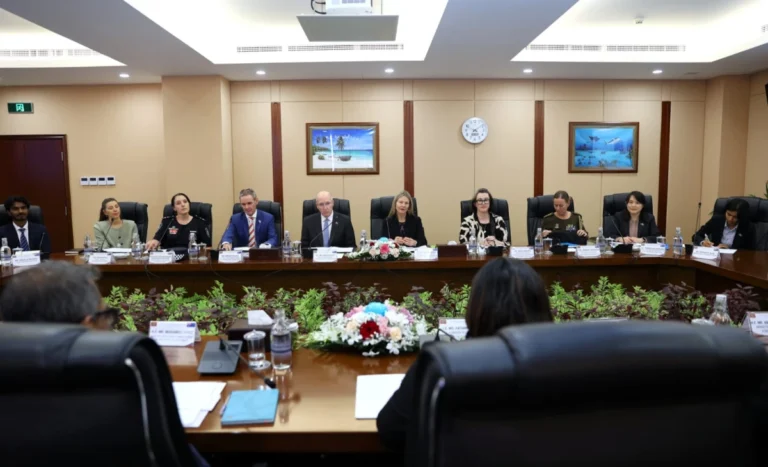 ދިވެހިރާއްޖެއާ އޮސްޓްރޭލިއާގެ އިސްވެރިންގެ ތިން ވަނަ ބައްދަލުވުން ނިންމާލައިފި