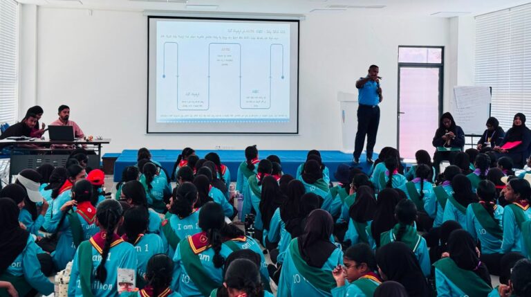 ގާލްގައިޑް ކޭމްޕު ދަރިވަރުންނަށް ސައިބަރ ސޭފްޓީ ސެޝަނެއް ކުރިއަށް ގެންގޮސްފި