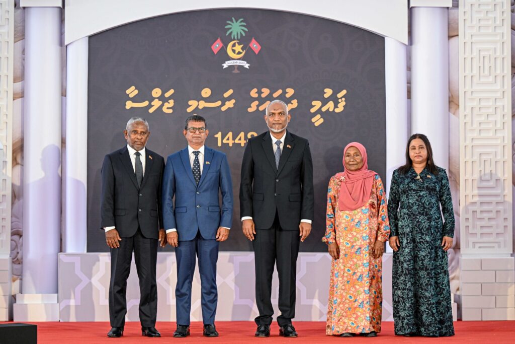 ޝަރަފުވެރިކަމުގެ ޤައުމީ އިނާމާއި ހިތްވަރު ދިނުމުގެ ޤައުމީ އިނާމު ދެއްވައިފި