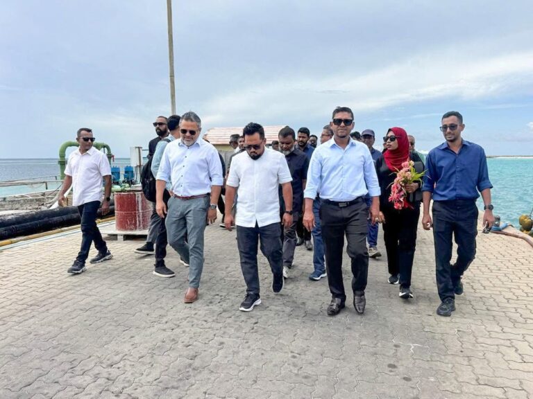 4،000 ޓަނުގެ ކޯލްޑް ސްޓޯރޭޖް މަސްވެރިންގެ ދުވަހަަަށް ނިންމަން އަމާޒު ހިފައިފި