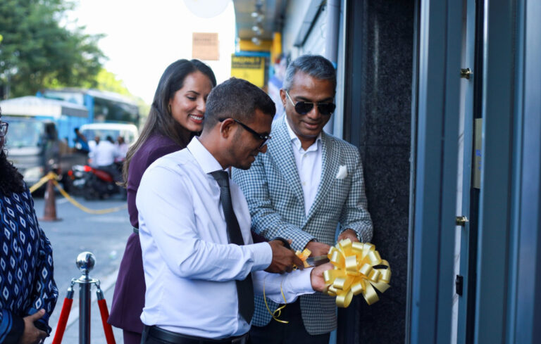 މޯލްޑިވްސް ޕްރިމިއަ ބޭންކުގެ ފުރަތަމަ ބްރާންޗް ހުޅުވައިފި