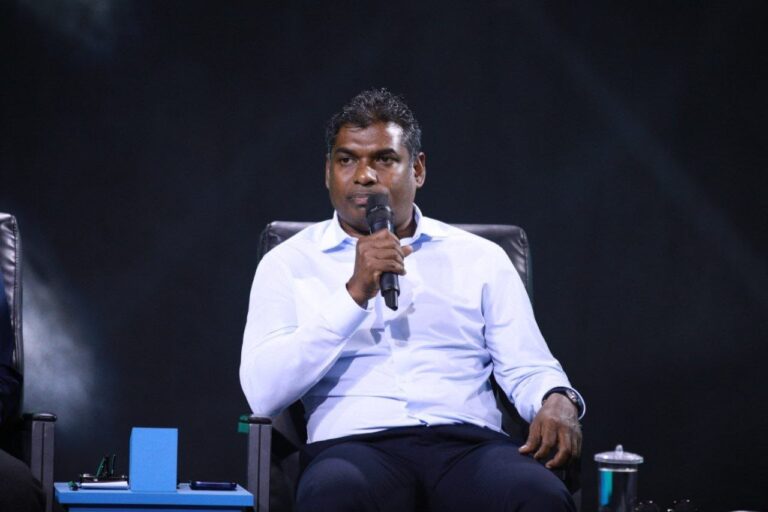 ދުނިޔެއަށް ކުރިމަތިވި ކްރައިސިސްތަކުގެ ތެރެއިން އިގްތިސޯދަށް އެންމެ ގޮންޖެހުން ބޮޑުވި ދުވަސްވަރަކީ މިއީ: ޝިމާދު