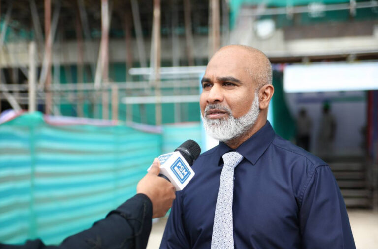 ޢަރަބިއްޔާ ސްކޫލްގެ މަސައްކަތް ޑިސެންބަރު މަހު ނިމޭނެ: ޑރ. އިސްމާޢީލް