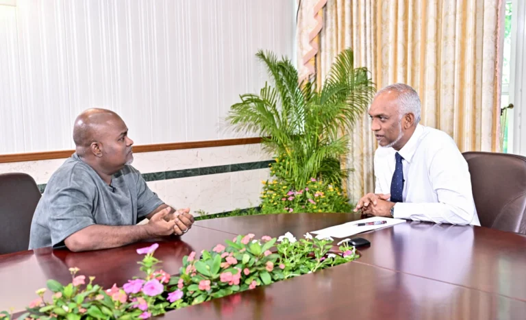 ރައްޔިތުންގެ އަޑު: ސިލްސިލާގެ ބައްދަލުވުންތައް ފައްޓަވައިފި
