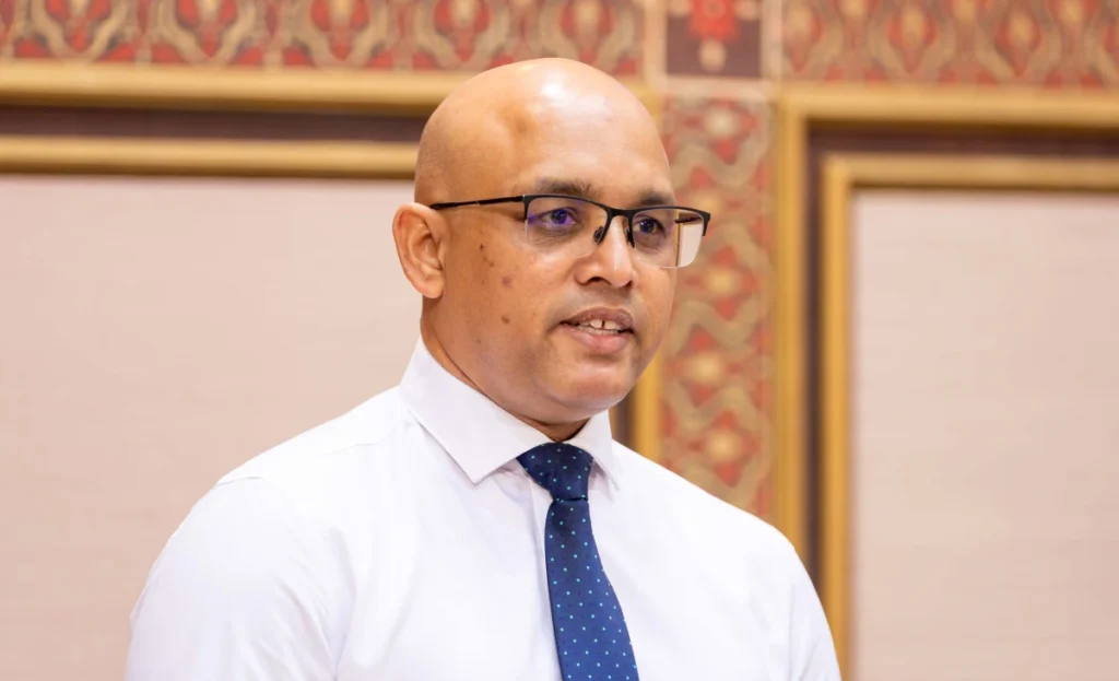 އެމްޑީޕީގެ ވެރިކަމުގައި ކުންފުނިތަކަށް 18053 މުވައްޒަފުން ނެގި، މިސަރުކާރުގައި 4938