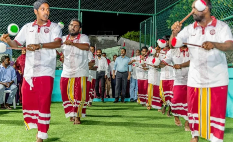 މަޑުއްވަރީ އައުޓްޑޯ ވޮލީ ކޯޓު ހުޅުއްވައިދެއްވައިފި