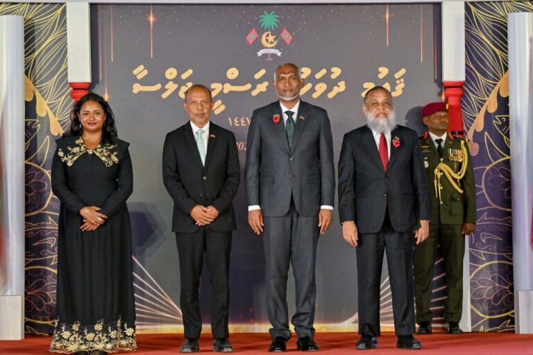 ޤައުމީ ދުވަހުގެ ޖަލްސާގައި ޝަރަފުވެރިކަމާއި، ހިތްވަރު ދިނުމުގެ ޤައުމީ އިނާމު ދެއްވާނެ