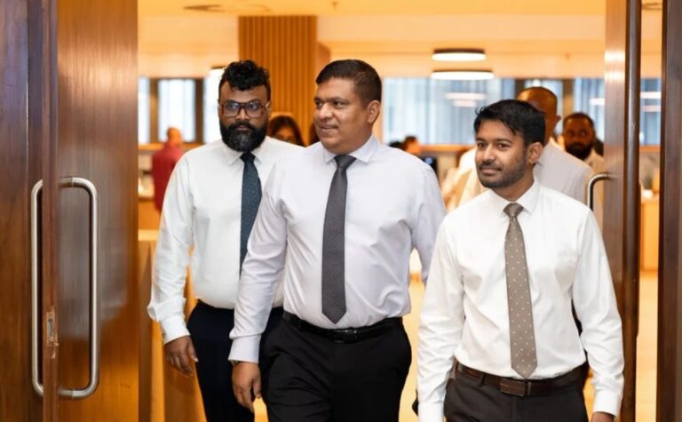 ފަތުރުވެރިކަމާއި ވައިގެ ދަތުރުފަތުރުގެ ގުޅުން ބަދަހިކުރުމަށް ޓޫރިޒަމް މިނިސްޓަރު ރަޝިޔާއަށް ރަސްމީ ދަތުރުފުޅެއް ފައްޓަވަނީ
