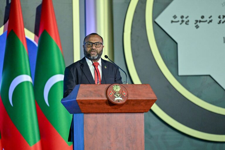 ދިވެހިން އެއްބައިވަންތަ ބަޔަކަށް ވާންޖެހޭ: ޝަހީމް