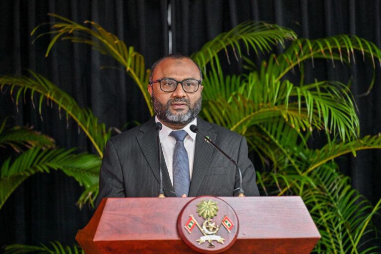 އިލްމީ ޖީލެއް ބިނާކުރުމުގެ މަސައްކަތް މިދަނީ ކުރަމުން: ޝަހީމް