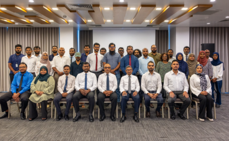 ހަކަތަ އިޤްތިޞާދުކުރުމާ ގުޅޭ މަސައްކަތު ބައްދަލުވުމެއް ފަށައިފި
