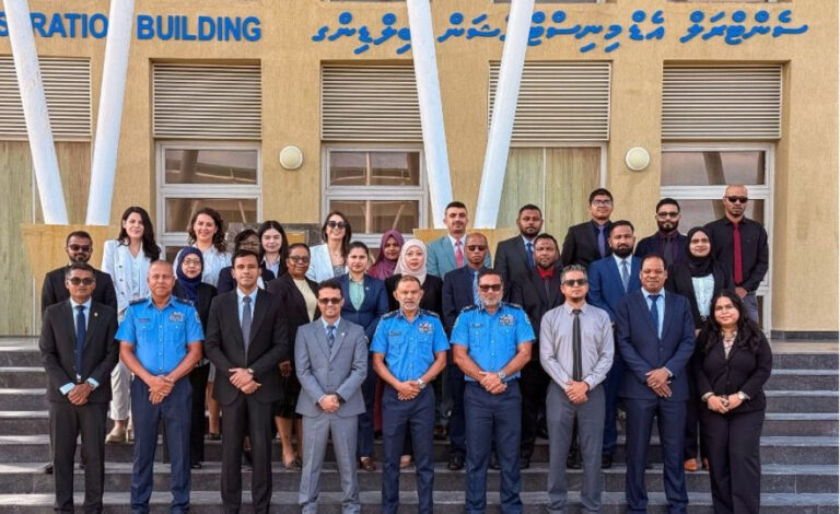 އައްޑޫ ޕޮލިސް ކޮލެޖުގައި އިންޓަޕޯލްގެ ކޯހެއް ފަށައިފި