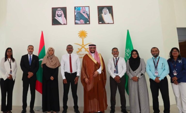 ނޫސްވެރިންނަށް އޮތް ހައްޖާ އުމްރާގެ ފުރުސަތުތަކާ ގުޅޭގޮތުން މަޝްވަރާކޮށްފި