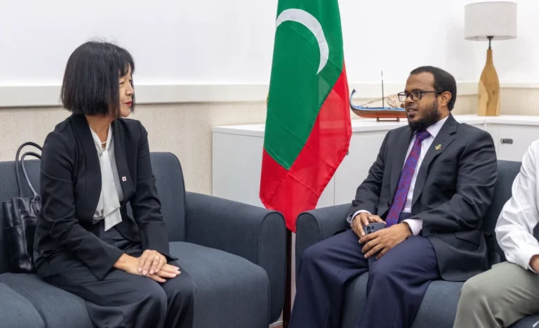 ޖަޕާނާއެކު ތިމާވެށީގެ ދާއިރާއިން އެއްބާރުލުން އިތުރުކުރުމާމެދު މަޝްވަރާކުރައްވައިފި