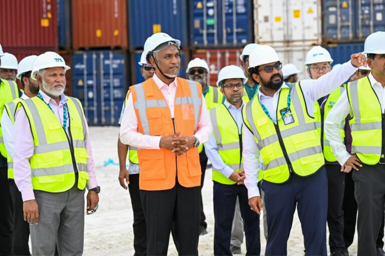 ވިޔަފާރި ބަނދަރު ތިލަފުއްޓަށް ބަދަލުކުރުމުން އިގްތިސާދަށް ބޮޑު ކުރިއެރުމެއް އަންނާނެ: ރައީސް