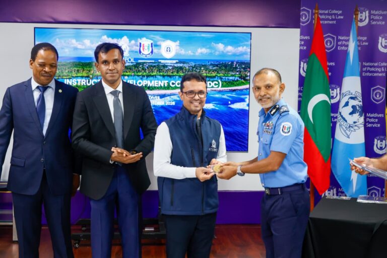 އިންޓަރޕޯލްގެ”އިންސްޓްރަކްޓަރ ޑިވެލޮޕްމަންޓް ކޯސް” ނިންމުމުގެ ރަސްމިއްޔާތު ބާއްވައިފި