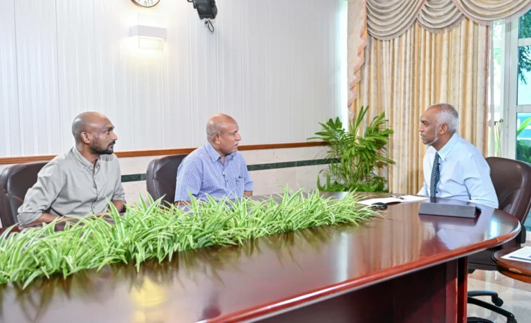 ގޯތިގެދޮރު އެޅުމަށް ބެންކުން ދޫކުރާ ލޯނުގެ އިކުއިޓީއަށް ދެ ލައްކަ ރުފިޔާގެ އެހީއެއް